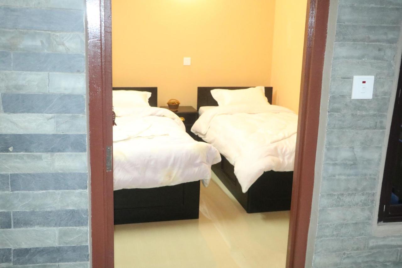 Hotel Eagle Zone Pokhara Dış mekan fotoğraf