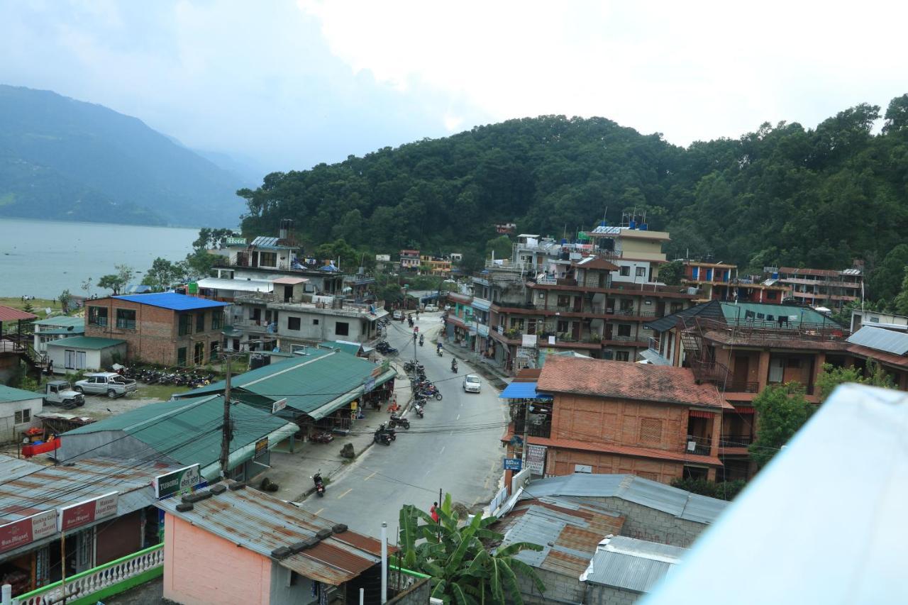 Hotel Eagle Zone Pokhara Dış mekan fotoğraf