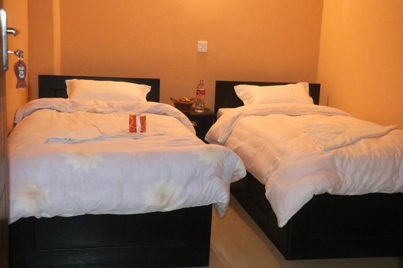 Hotel Eagle Zone Pokhara Dış mekan fotoğraf