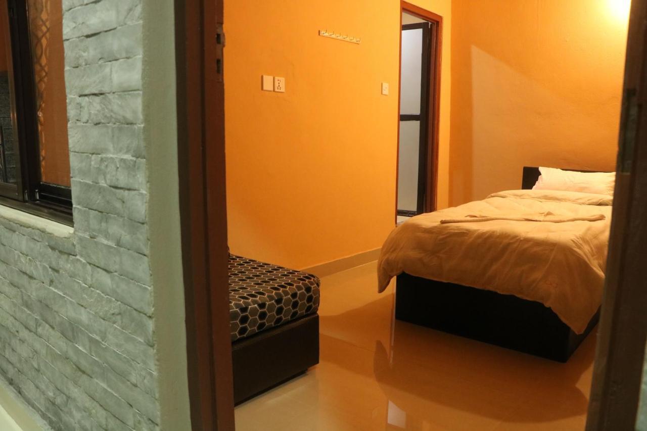 Hotel Eagle Zone Pokhara Dış mekan fotoğraf