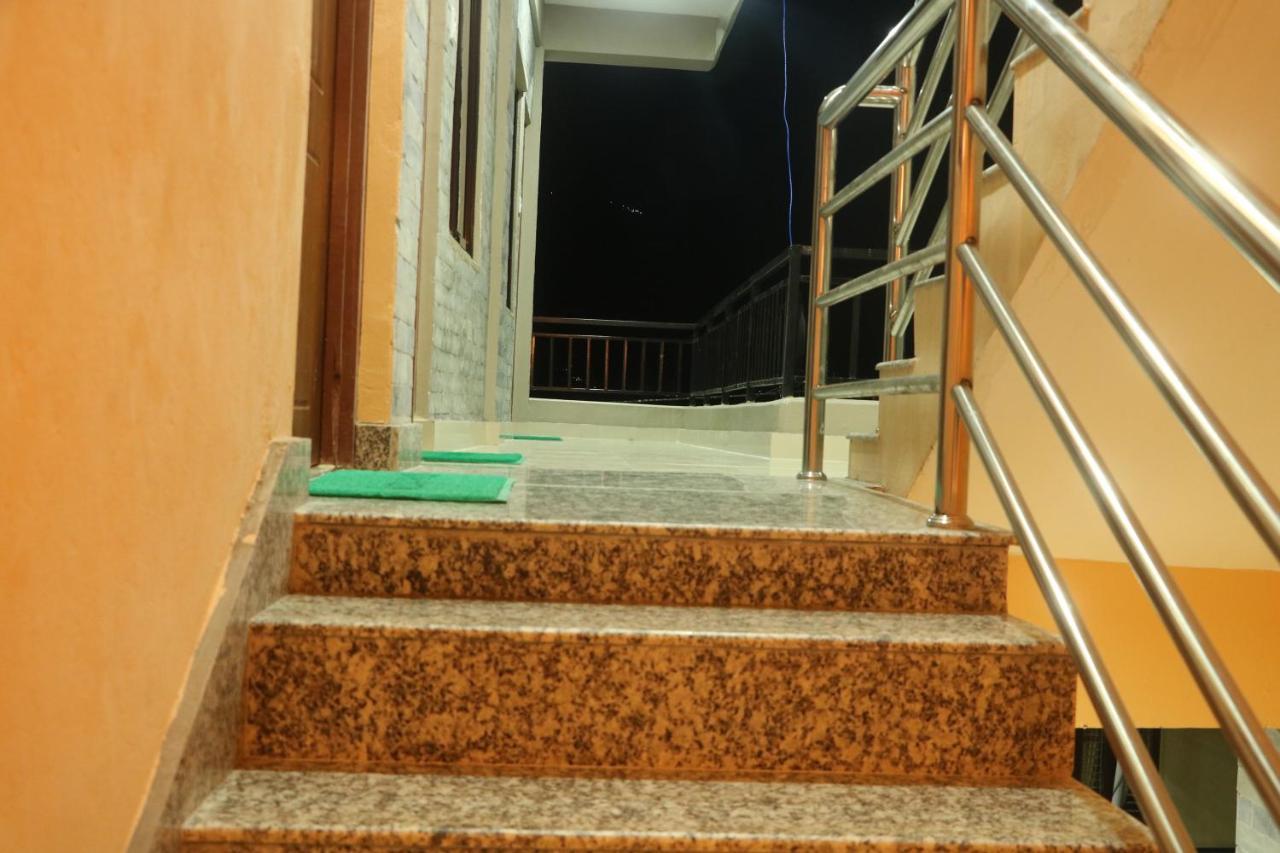 Hotel Eagle Zone Pokhara Dış mekan fotoğraf