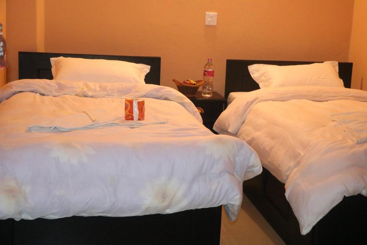 Hotel Eagle Zone Pokhara Dış mekan fotoğraf