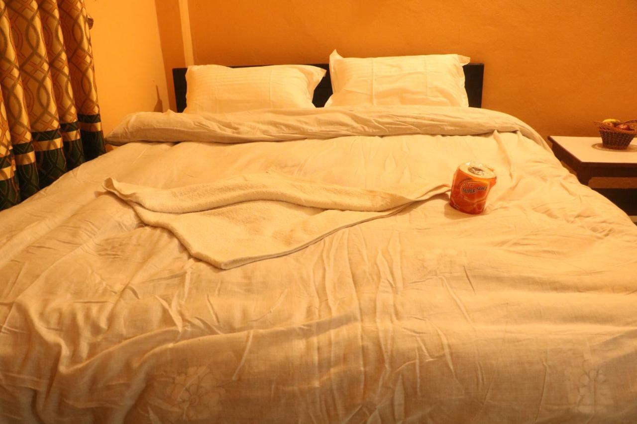 Hotel Eagle Zone Pokhara Dış mekan fotoğraf
