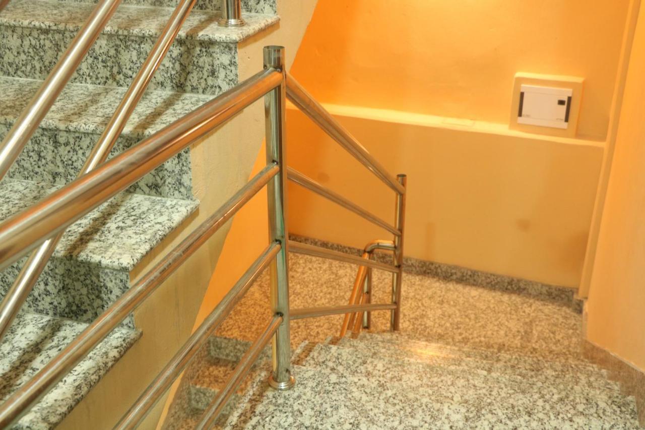 Hotel Eagle Zone Pokhara Dış mekan fotoğraf