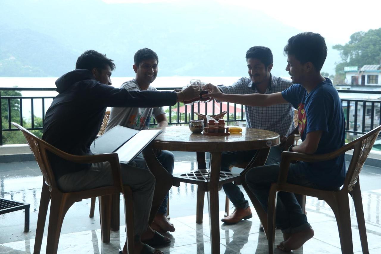 Hotel Eagle Zone Pokhara Dış mekan fotoğraf